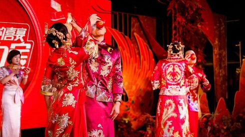 “最国潮”婚礼来袭，pg电子网页版入幸福婚宴记录美满时刻